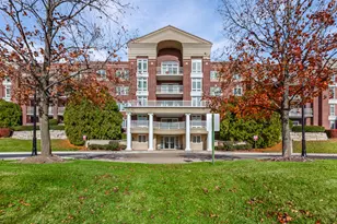 7021 W Touhy Ave, Niles, IL 60714 - Photo 1