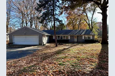 3105 Woodlawn Road, Sterling, IL 61081 - Photo 1