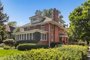 2528 Sheridan Rd, Evanston, IL 60201 - Photo 1