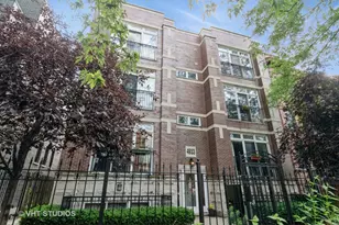 4933 N Winthrop Ave, Chicago, IL 60640 - Photo 1