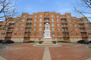 799 Graceland Ave, Des Plaines, IL 60016 - Photo 1