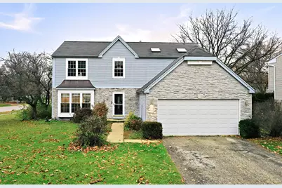 1670 Yosemite Parkway, Algonquin, IL 60102 - Photo 1