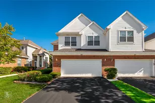 29 Bay Dr, Itasca, IL 60143 - Photo 1