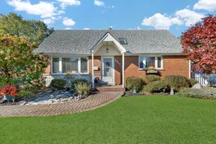 8912 Windsor Ln, Bridgeview, IL 60455 - Photo 1