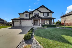 13735 W Lake Shore Ct, Manhattan, IL 60442 - Photo 1