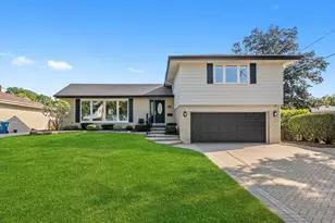 142 E Quincy St, Elmhurst, IL 60126 - Photo 1