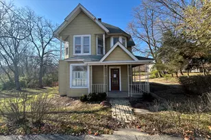 10509 N Main St, Richmond, IL 60071 - Photo 1