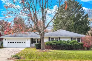 3675 Dixon Dr, Morris, IL 60450 - Photo 1