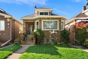 3118 N 76th Ct, Elmwood Park, IL 60707 - Photo 1