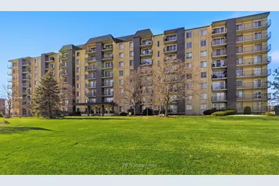 5400 Walnut Avenue #208, Downers Grove, IL 60515 - Photo 1