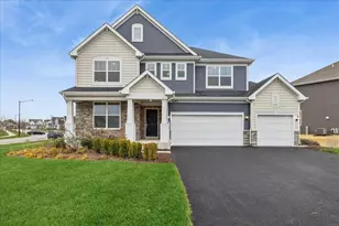 397 W Pt Cir, Algonquin, IL 60102 - Photo 1