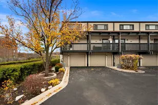 1755 Rand Rd, Des Plaines, IL 60016 - Photo 1