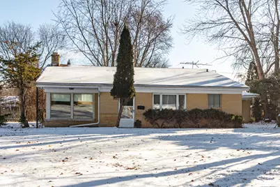 505 Lincoln Avenue, Lake Bluff, IL 60044 - Photo 1