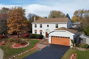 1155 Hanover Dr, Batavia, IL 60510 - Photo 1