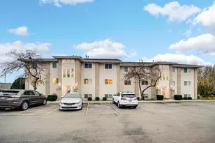 2034 Manico Ct, Crest Hill, IL 60403 - Photo 1