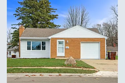 1413 S Locust Avenue, Freeport, IL 61032 - Photo 1