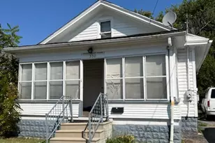 550 5th Ave, Aurora, IL 60505 - Photo 1