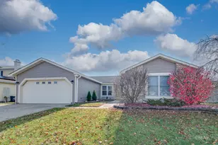 23 Hesterman Dr, Glendale Heights, IL 60139 - Photo 1