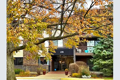 470 Raintree Court #3L, Glen Ellyn, IL 60137 - Photo 1