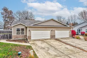 2118 Mary Ln, Ottawa, IL 61350 - Photo 1