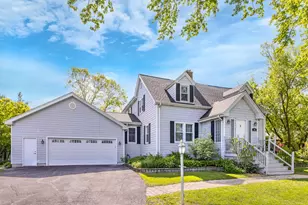 401 Greenwood Rd, Glenview, IL 60025 - Photo 1