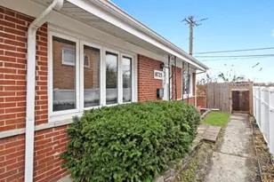 8725 N National Ave, Niles, IL 60714 - Photo 1