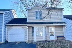 617 Yale Ln, Island Lake, IL 60042 - Photo 1