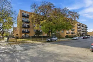 2501 W Bryn Mawr Ave, Chicago, IL 60659 - Photo 1