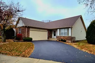 21019 W Hazelnut Ln, Plainfield, IL 60544 - Photo 1