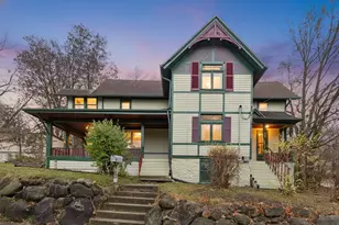 1611 Oakes Ave, Rockford, IL 61107 - Photo 1