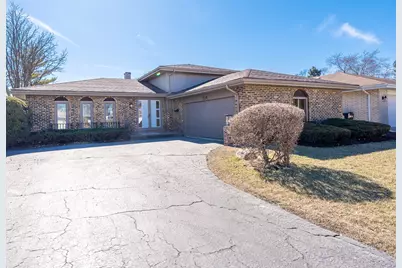 239 E 165th Street, South Holland, IL 60473 - Photo 1