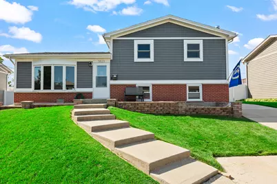 5823 Stuart Lane, Oak Forest, IL 60452 - Photo 1