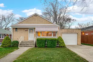 18423 Homewood Ave, Homewood, IL 60430 - Photo 1