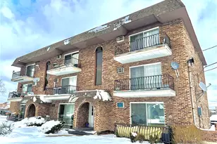 8059 W 84th St, Justice, IL 60458 - Photo 1