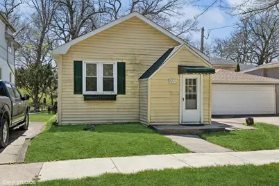 8223 30th Street, North Riverside, IL 60546 - Photo 1