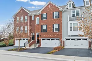 2548 Huntleigh Ln, Woodridge, IL 60517 - Photo 1