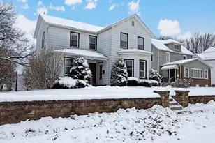 1440 S Chicago Ave, Freeport, IL 61032 - Photo 1