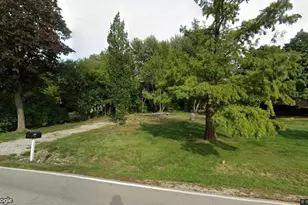 6207 Woodward Ave, Downers Grove, IL 60516 - Photo 1