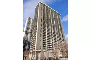 6007 N Sheridan Rd, Chicago, IL 60660 - Photo 1