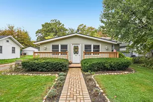 27630 N Hickory St, Island Lake, IL 60042 - Photo 1