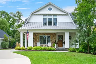 722 S Bruner St, Hinsdale, IL 60521 - Photo 1