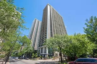 6007 N Sheridan Rd, Chicago, IL 60660 - Photo 1