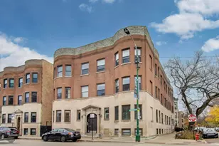 921 W Addison St, Chicago, IL 60613 - Photo 1