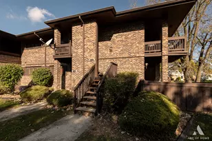 19407 Oak Ave, Country Club Hills, IL 60478 - Photo 1