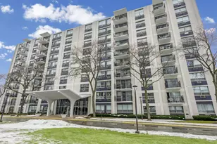 9009 Golf Rd, Des Plaines, IL 60016 - Photo 1
