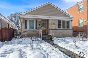 428 Callan Ave, Evanston, IL 60202 - Photo 1