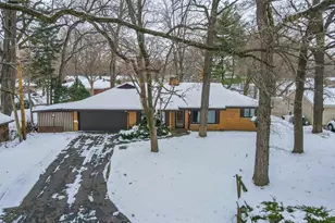 25 Elmwood Dr, Kankakee, IL 60901 - Photo 1