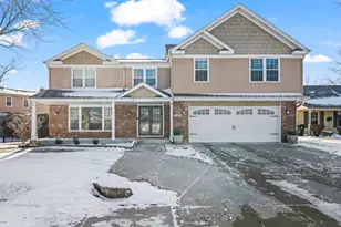1509 E Best Dr, Arlington Heights, IL 60004 - Photo 1