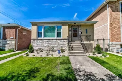 3140 W Hood Avenue, Chicago, IL 60659 - Photo 1