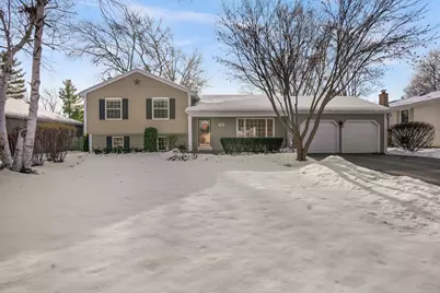 1342 Chillem Drive, Batavia, IL 60510 - Photo 1